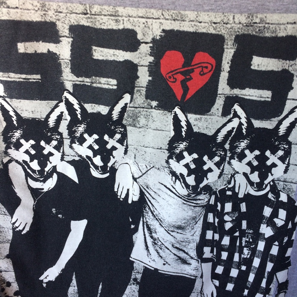 5 Seconds of Summer Tee B22 - Picture 2 of 4